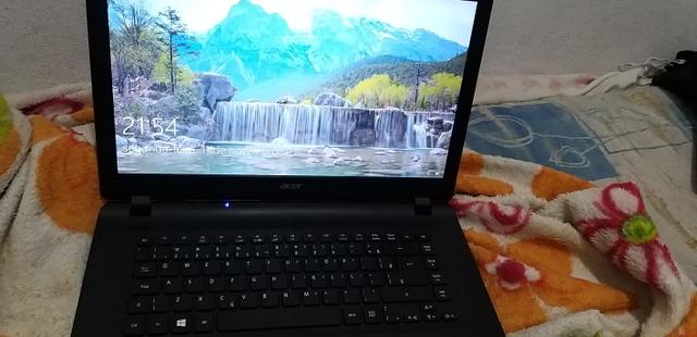 Notebook acer es1-511