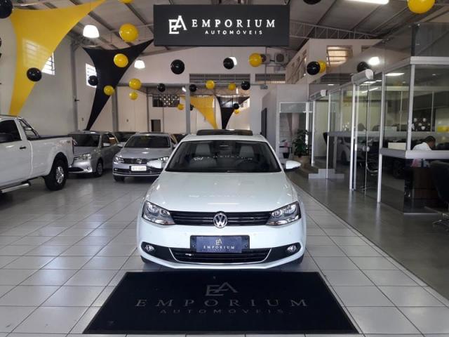 VOLKSWAGEN JETTA 2.0T