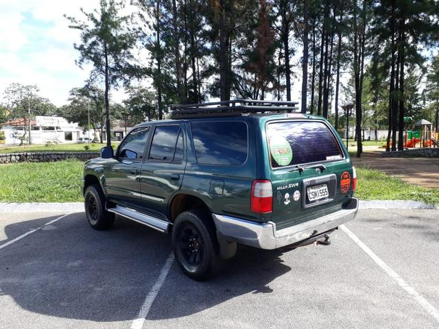 Toyota Sw4 4x4 Gasolina - Foto 2
