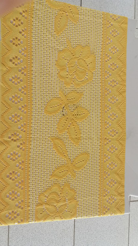 Toalha de renda amarela 1,52 x 0,42cm nova - Foto 2