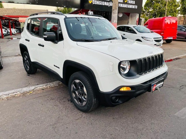 RENEGADE 2021 COM APENAS 2.600 KM RODADOS!
