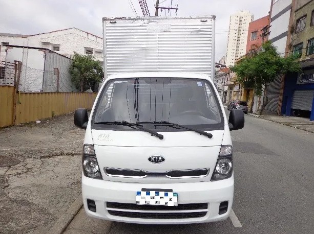 KIA BONGO 2014