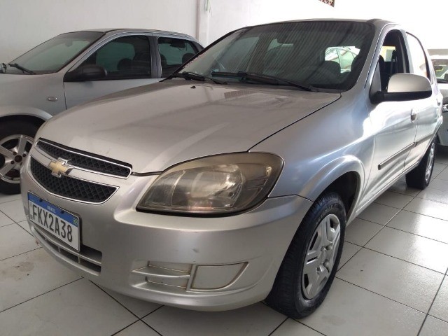 04 CELTA LT 1.0 COMPLETÃO 4 PORTAS 2014