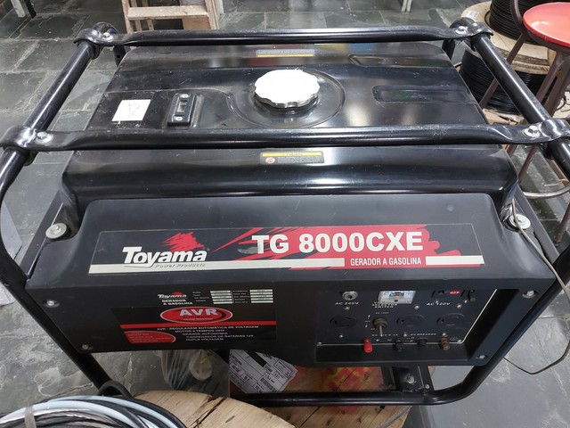 Gerador de luz energia a gasolina toyama tg8000cxe