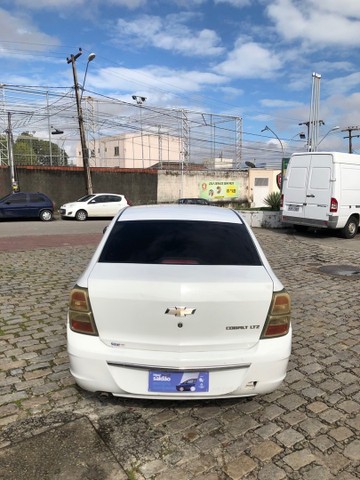 Chevrolet Cobalt 1.4 LTZ R$ 31.500 - Foto 5