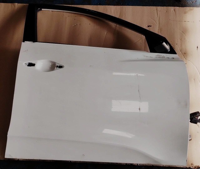 Porta Dianteira Direita Ix35 - Peças para carros, vans e