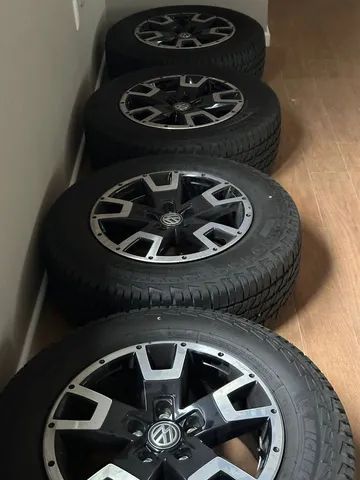 Jogo pneus +roda 