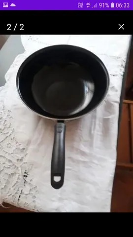 Frigideira grande de teflon tenho duas