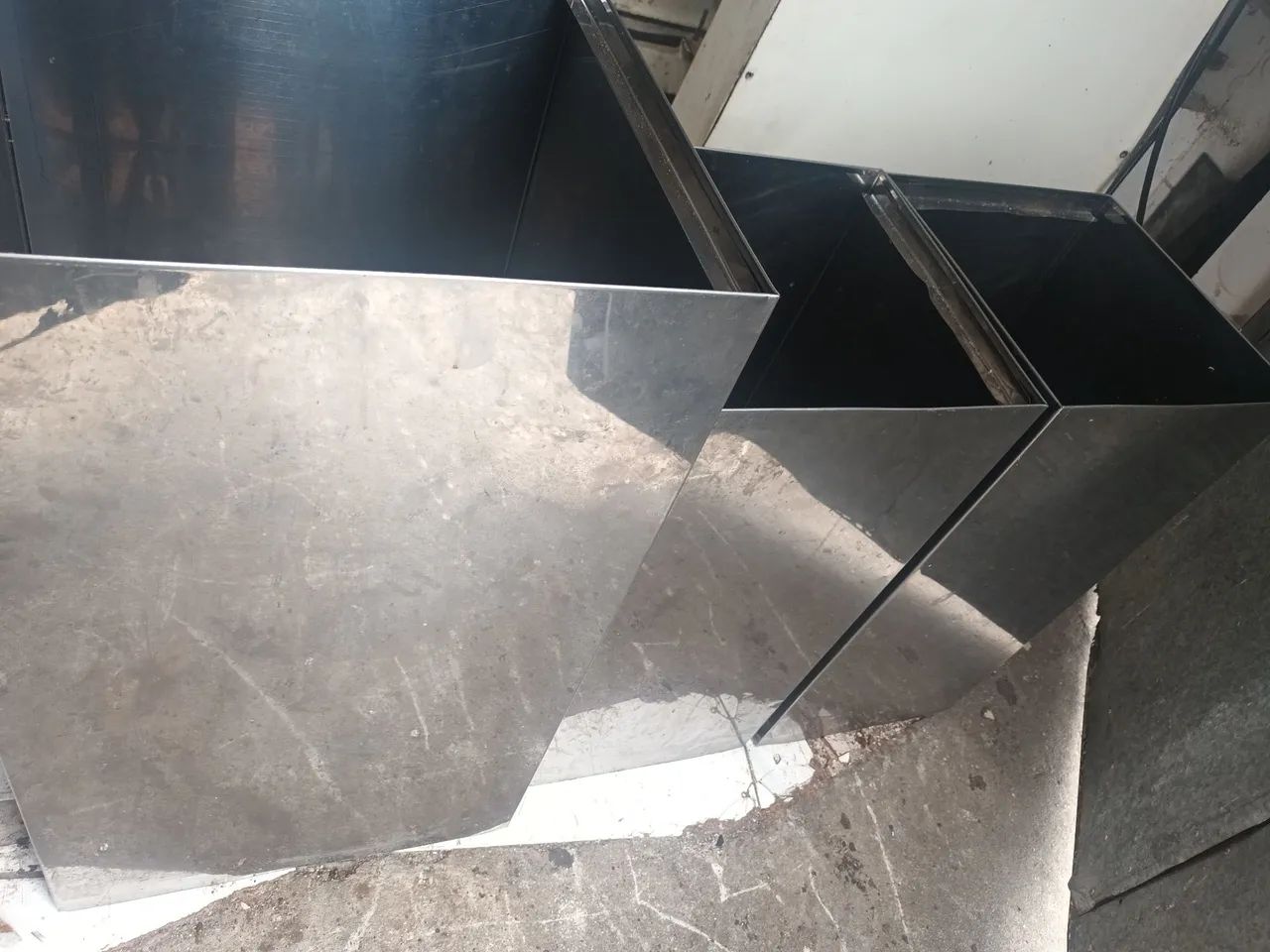 Conjunto de 3 lixeiras de aço inox  1.100 as 3 unidades  - Foto 3