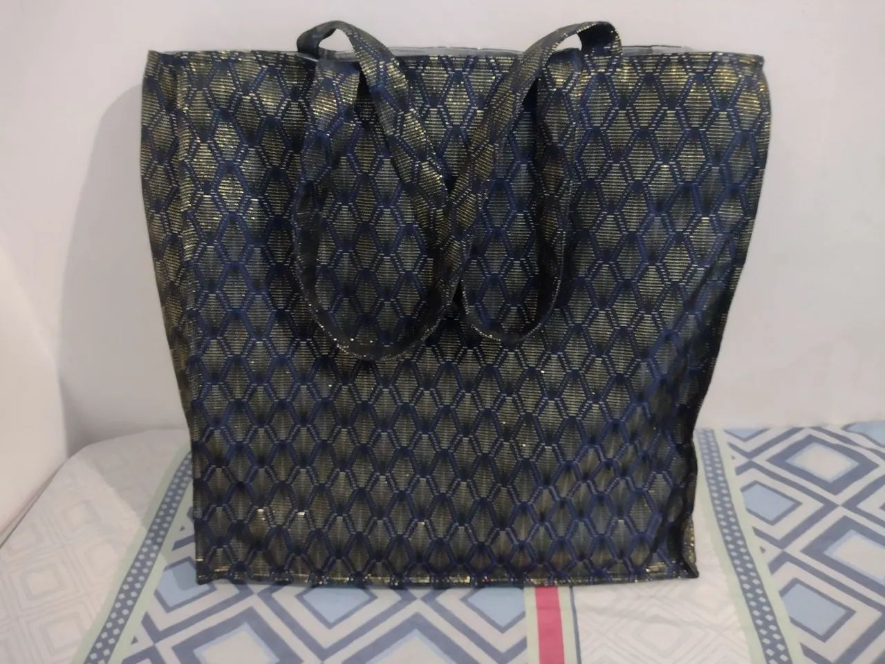 Bolsa / sacola feminina da NK. NOVA.