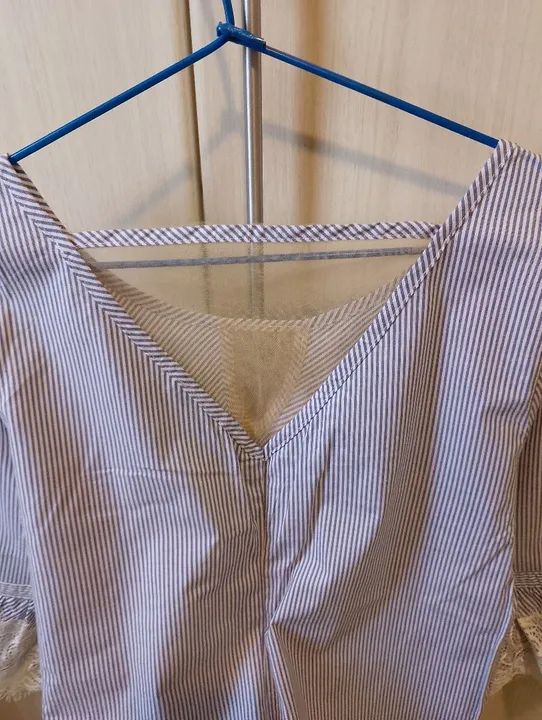 Linda blusa em algodão M com renda - Foto 3