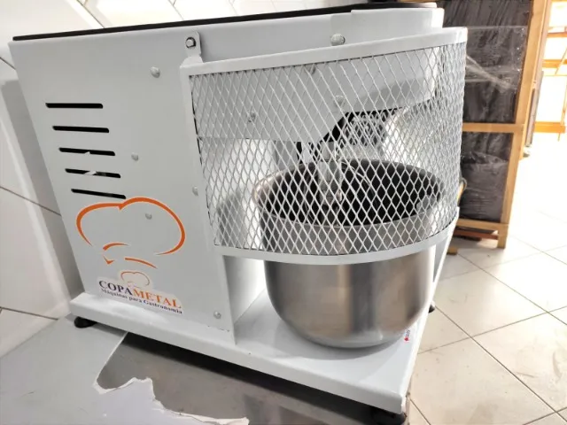 Batedeira 12litros P/ Cozinha Industrial - CopaMetal