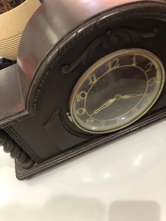Relógio antigo de mesa  - Foto 5