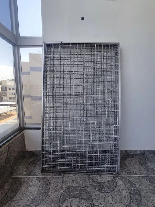 Kit de 4x Grades/Tela de Proteção de Janelas Aparafusável em Arame Galvanizada - Foto 2