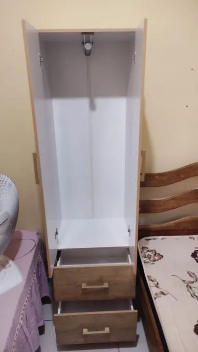 Guarda roupa pequeno 2 gavetas - Foto 3