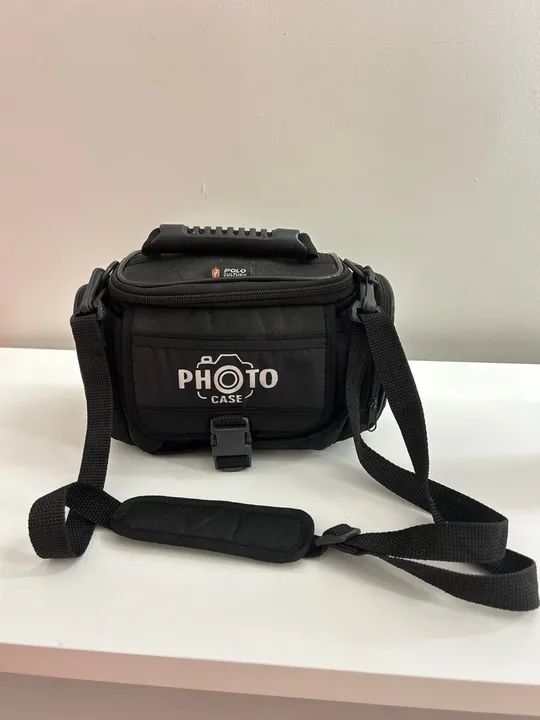Bolsa para câmera DSLR - Preta com Interior Vermelho