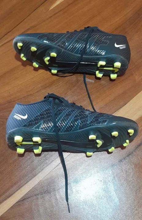 Chuteiras Nike Mercurial - Tamanho 40 - Foto 4