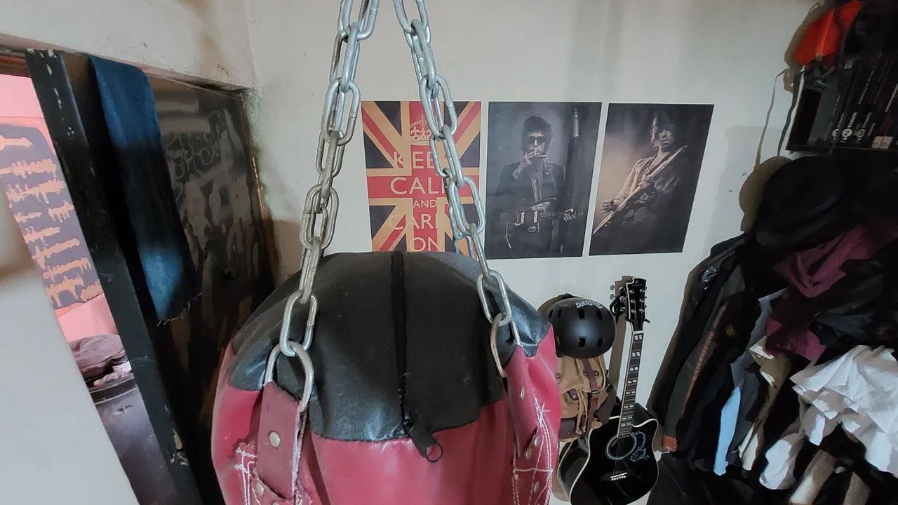 Saco de Pancada 120cm KNOCKOUT C/Correntes Cheio C/tecidos em ratalhis - Foto 3