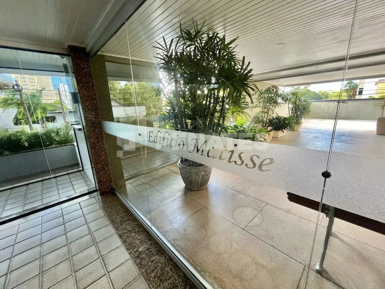 Apartamento 280m² no Tirol com excelente custo-benefício! - Foto 2
