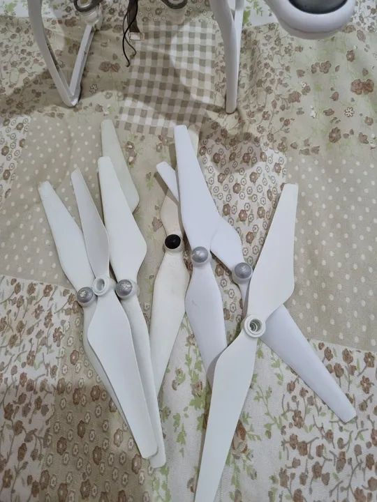 Vende-se drone phantom standard 3 - Foto 4