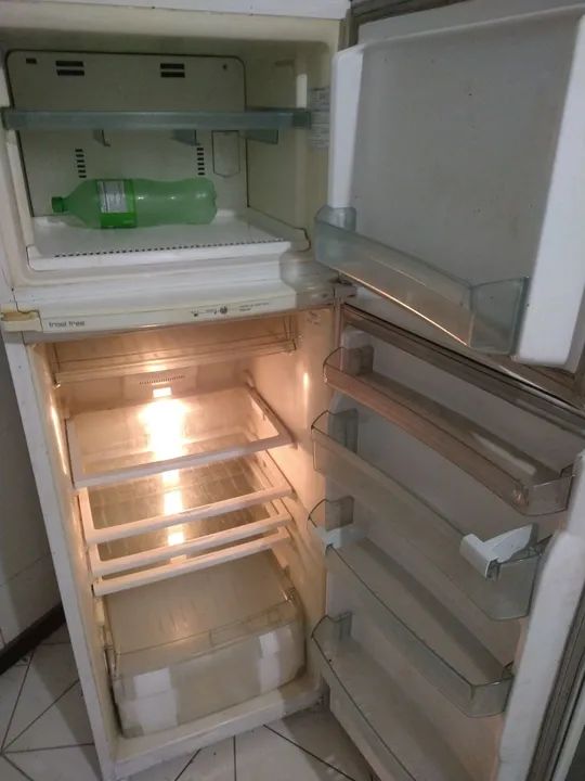 Geladeira Frost Free Brastemp 