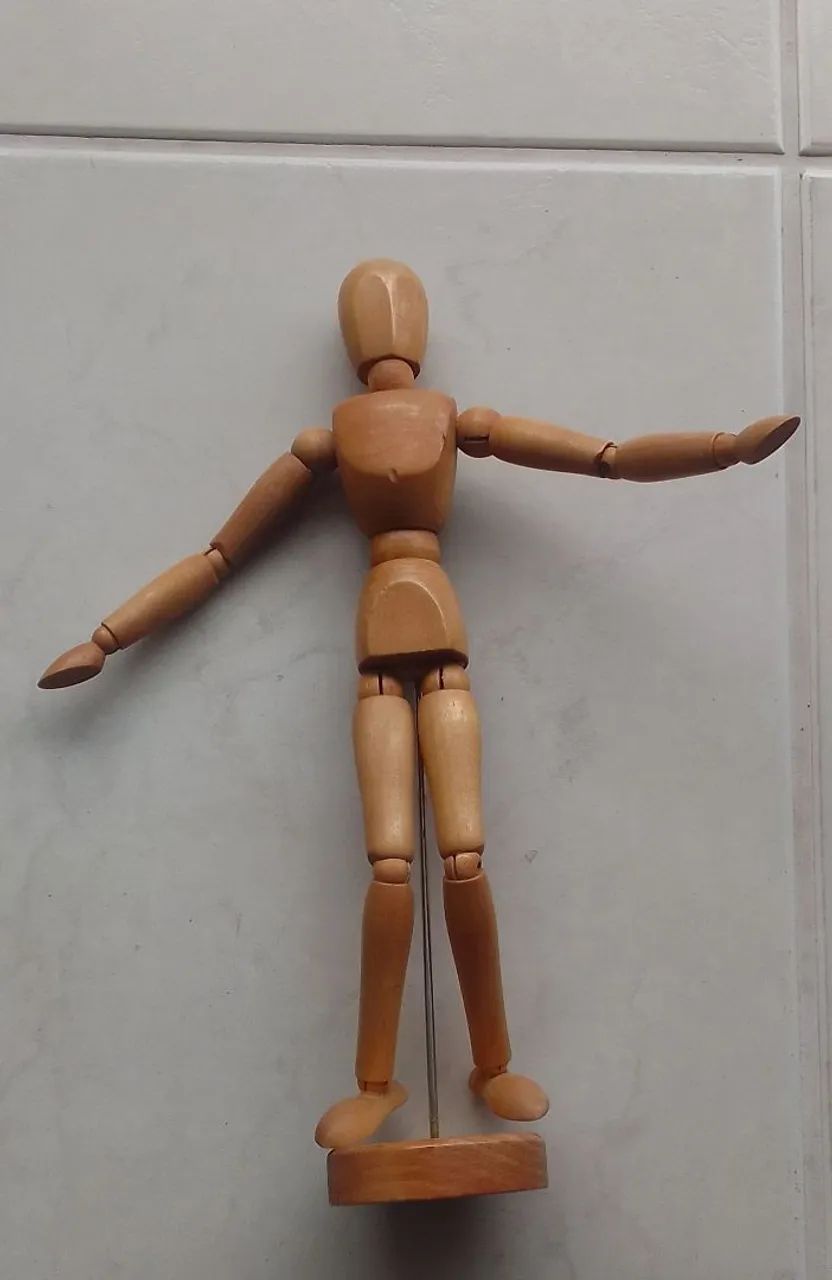 Boneco Articulado de Madeira - Foto 2