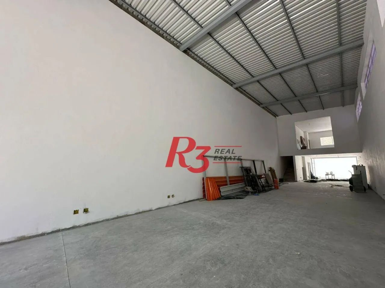 Galpão reformado 282 m² - venda por R$ 2.000.000 ou aluguel por R$ 17.025/mês - Ponta da P