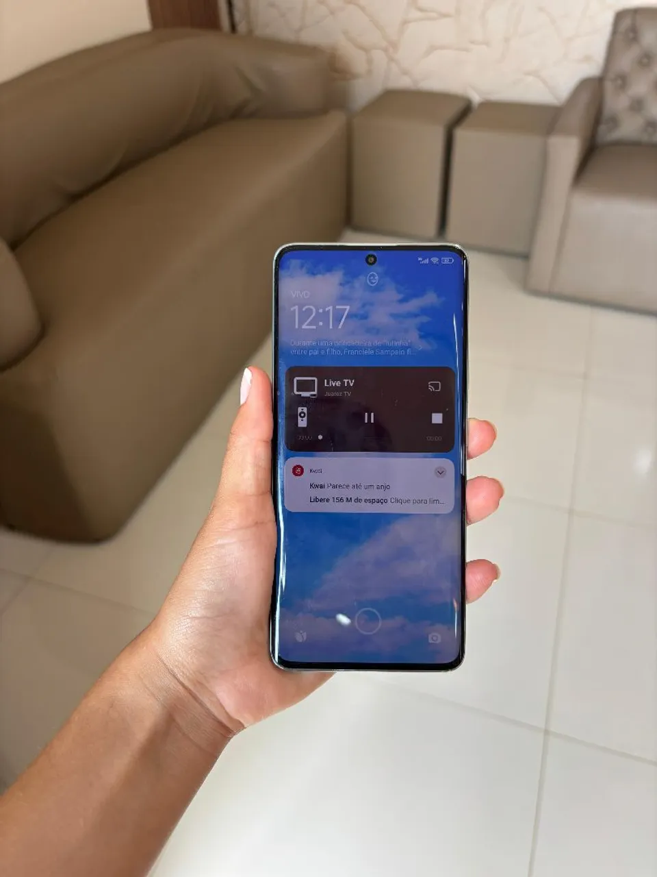 Vende-se poco X7 512GB 12Ram 1700 sem defeito está zerado ainda doble chip
