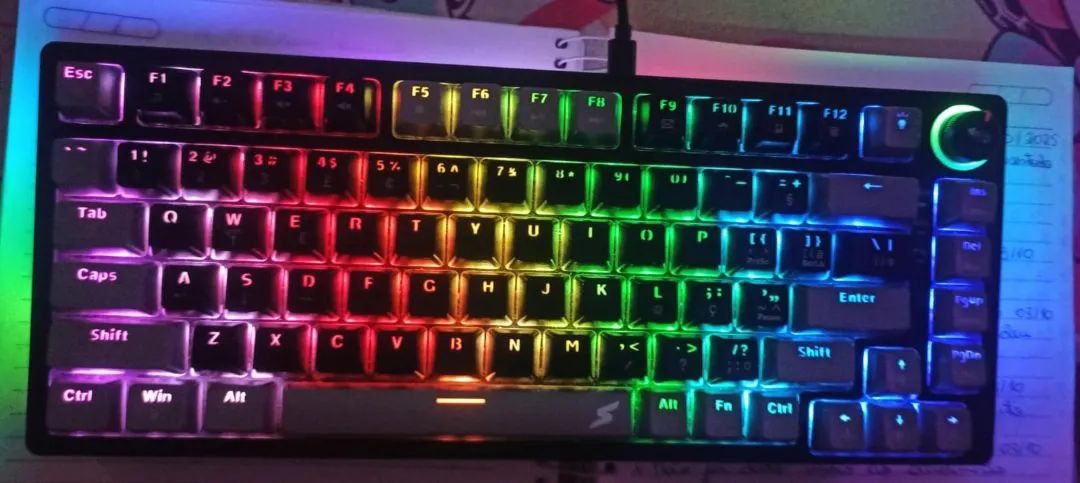 Teclado Superframe ribbon