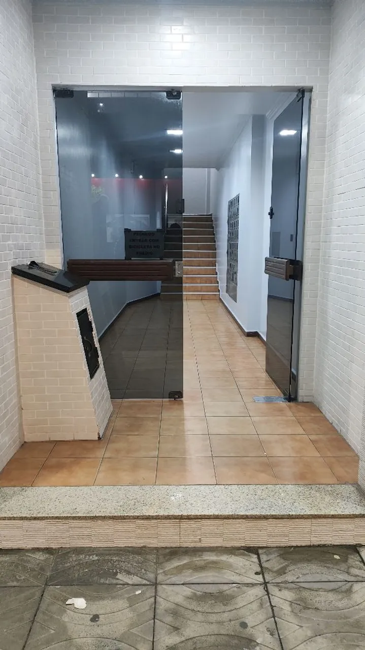 Aluga-se apartamento 3 quartos Centro de Itajaí