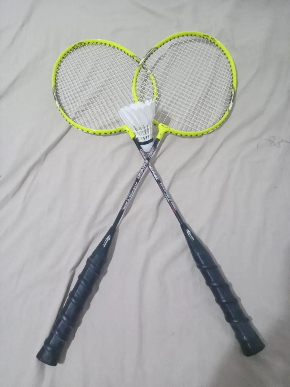 Kit Badminton Completo - Raquetes e Peteca