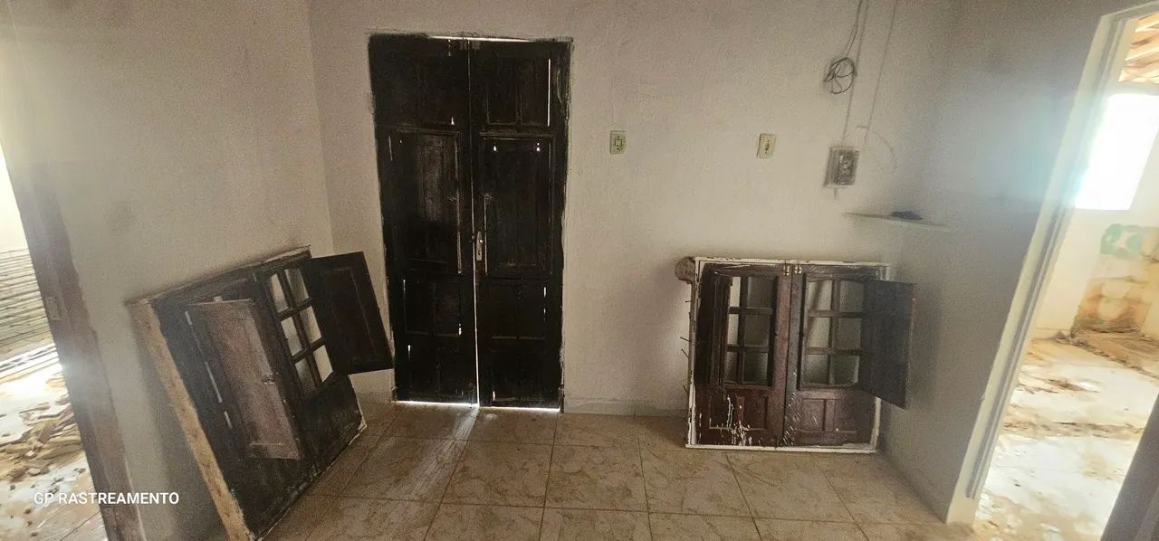 Portas de madeira para segurança residencial - Foto 4