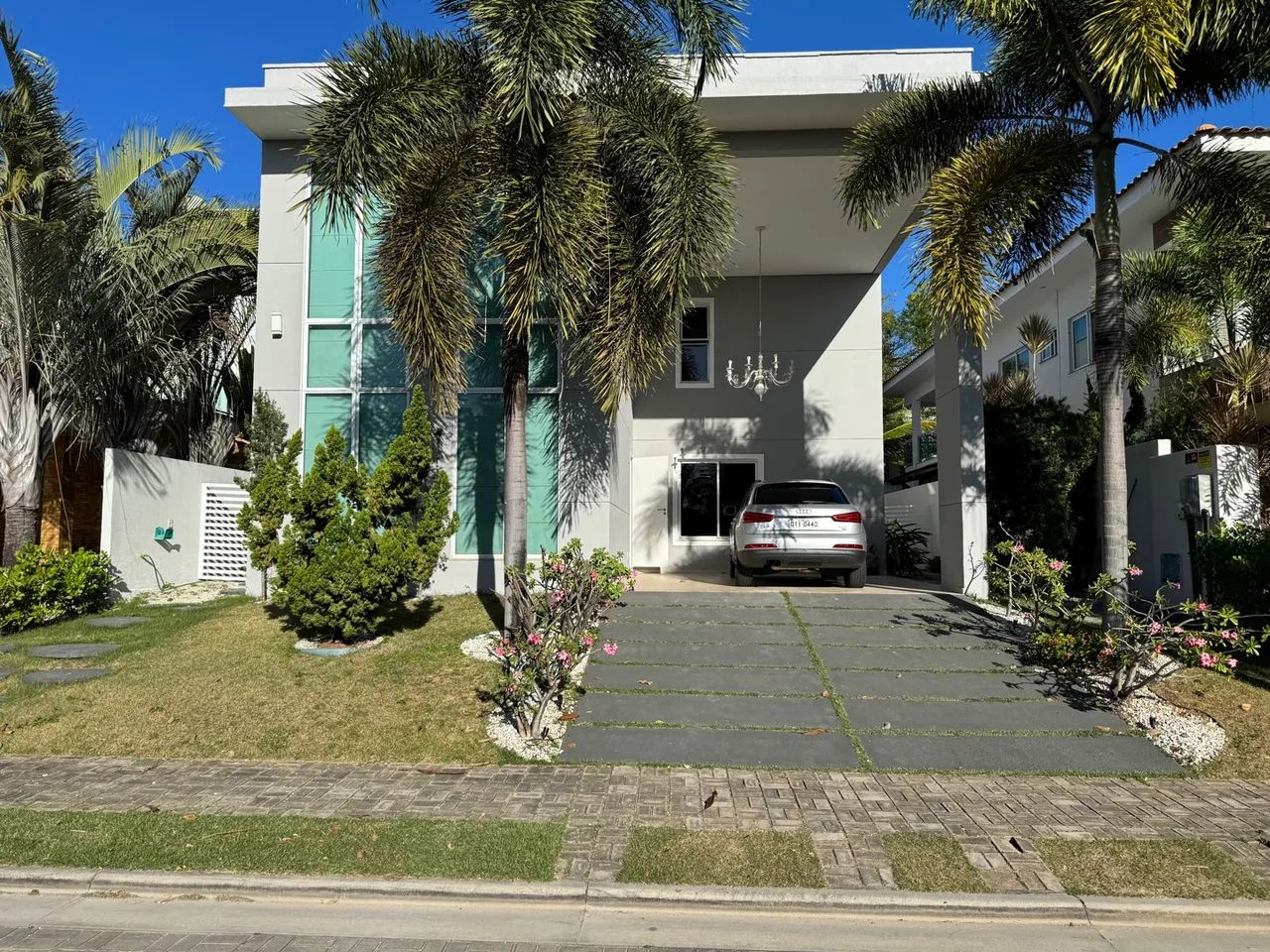 Casa Jardins Ibiza com 04 suítes, Eusébio 