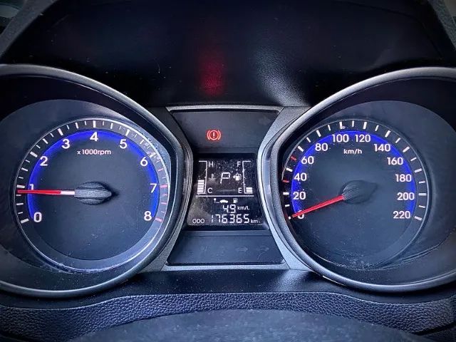 Hyundai HB20S Comfort 1.6 automático 2015 - Foto 4