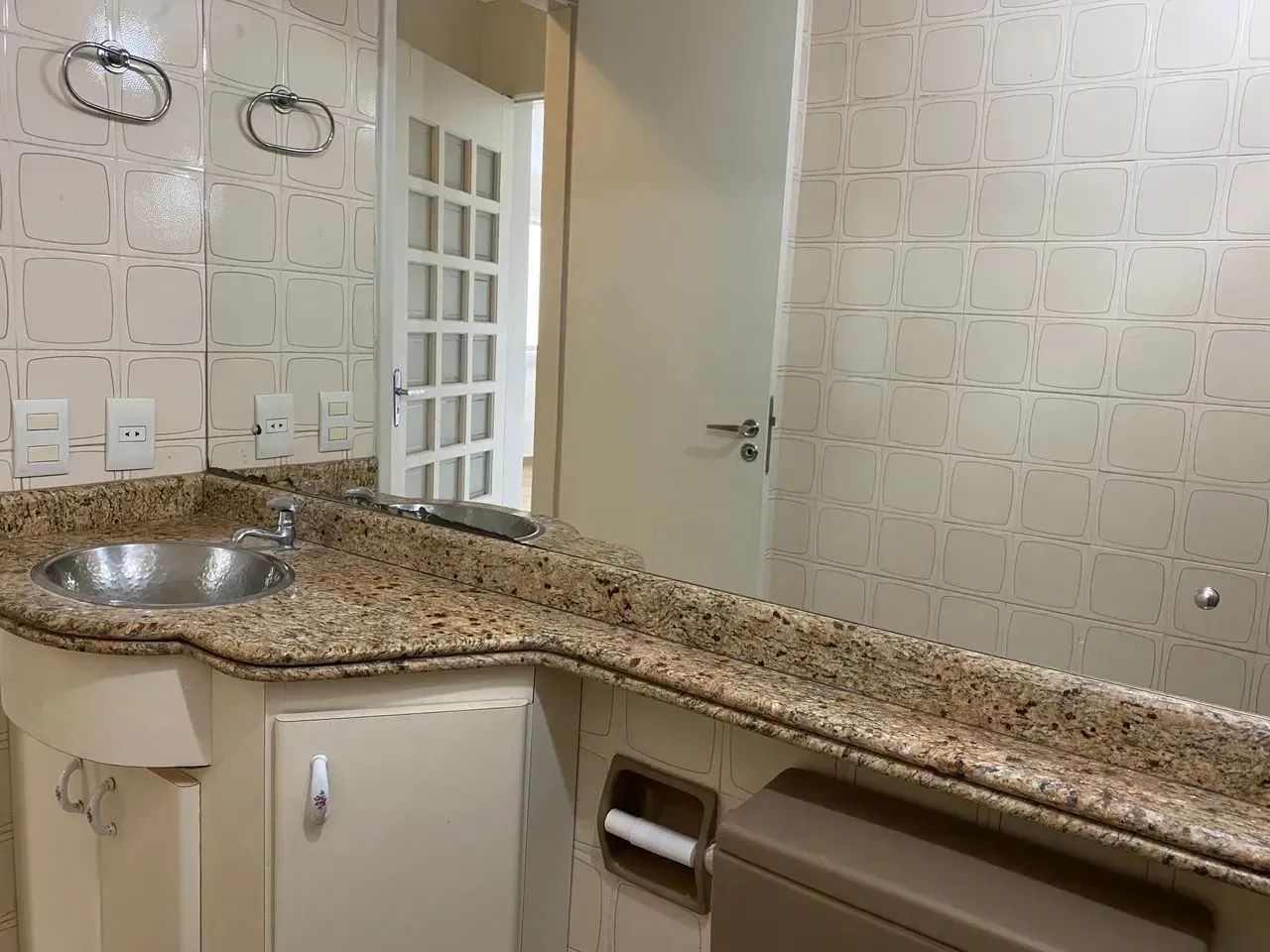 Imóvel para aluguel possui 115 metros quadrados com 3 quartos - Foto 10