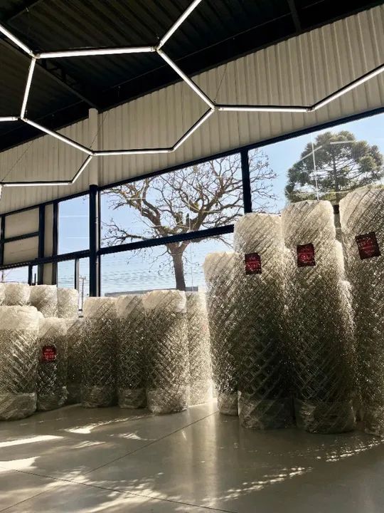 A NÚMERO 1 EM TELAS 