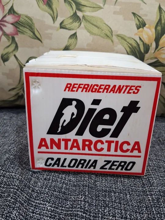 Caixa  Antiga promocional Diet Antarctica Zero Caloria - Foto 2