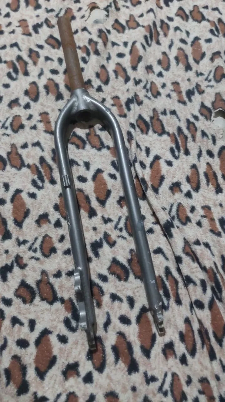 Garfo rijido de alumínio<br>Aro 29