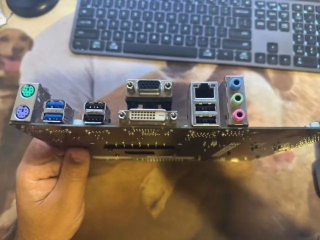 Placa-Mãe ASUS B85M-V PLUS - Foto 2