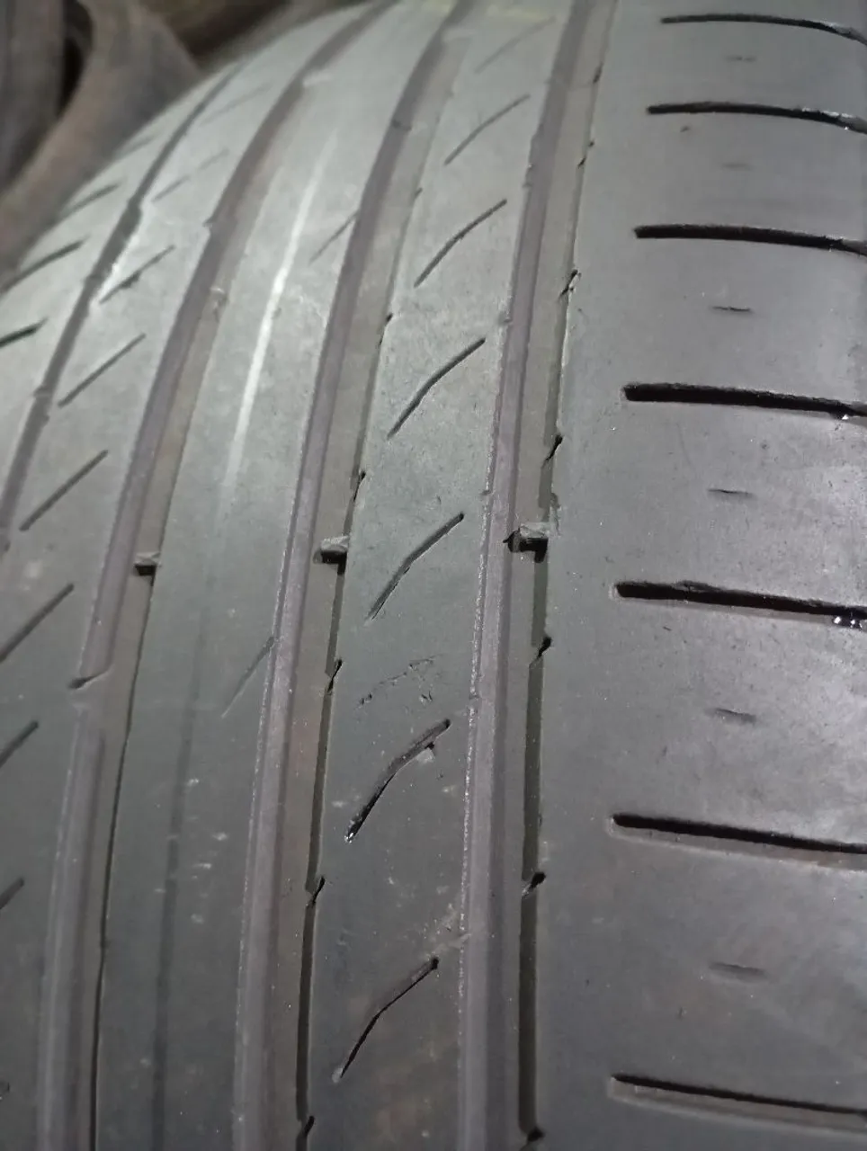 Pneus aro 235/55/19 continental original para carro