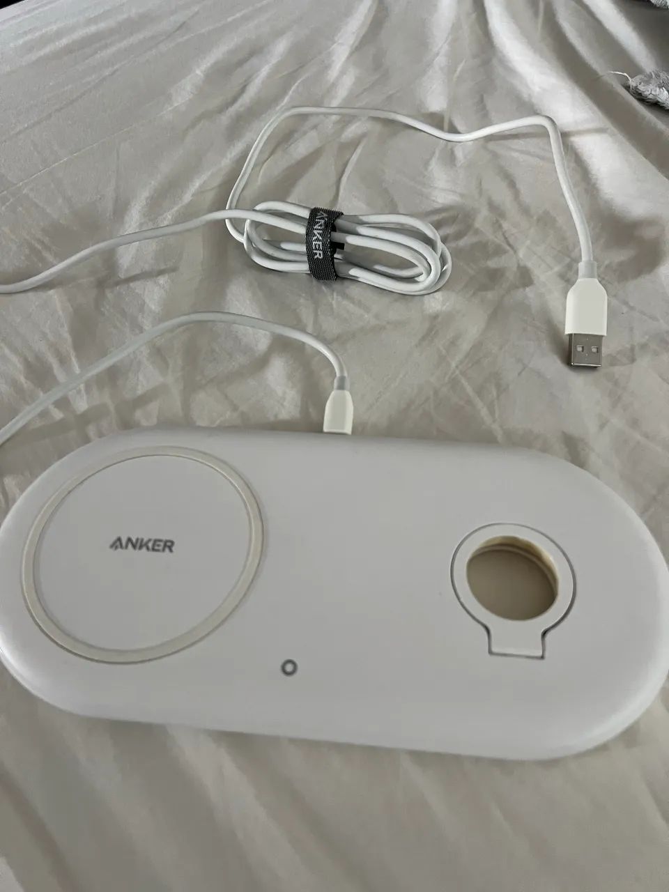 Carregador Anker dois em um Apple Watch e wireless 