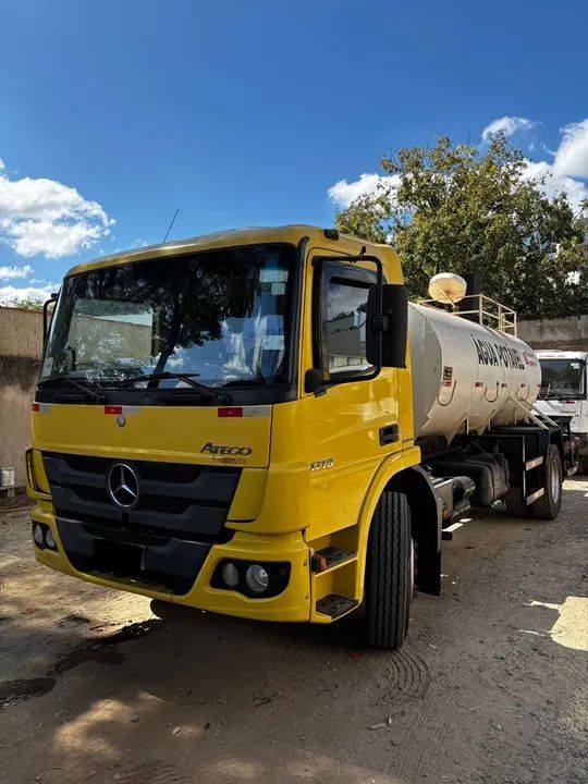 Mercedes Benz 1719 Pipa 2013