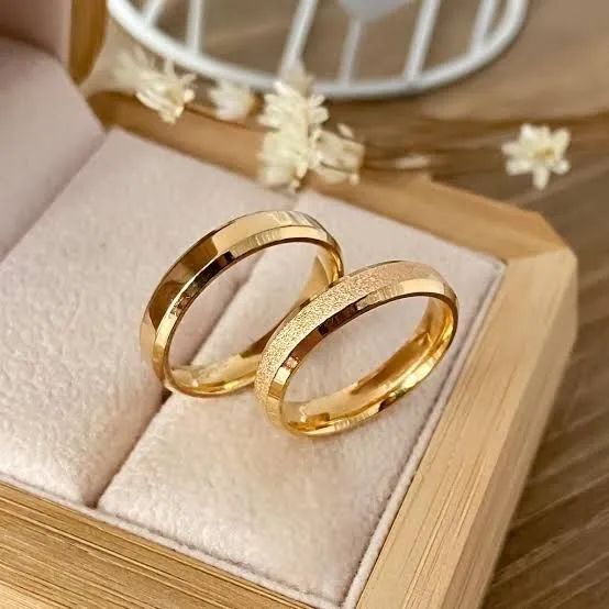 Anéis de Casamento em banho de Ouro