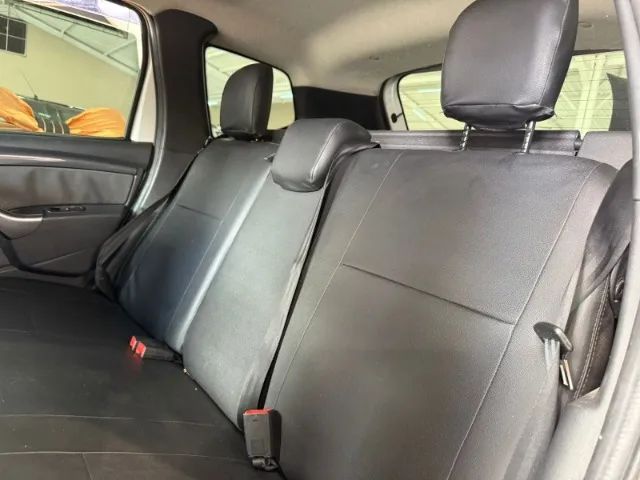 DUSTER TECHROAD 2.0 AUT 2014  - Foto 5