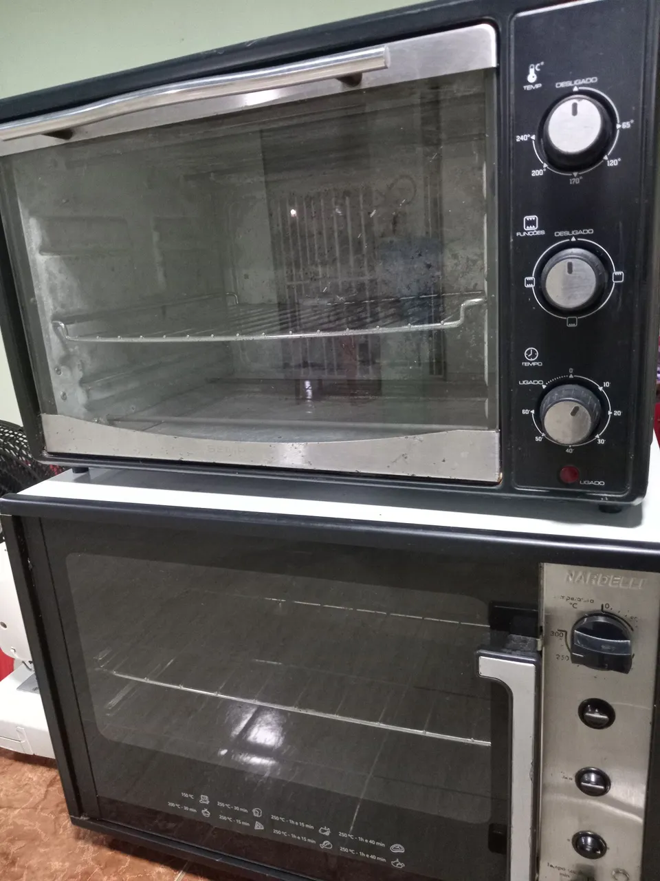 Vendo 2 fornos elétricos