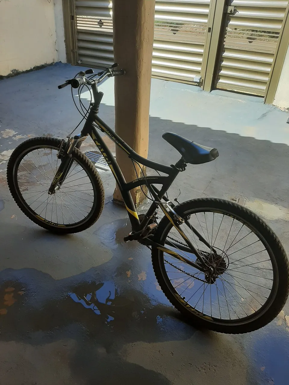 Bicicleta Caloi Andes de aro 26.