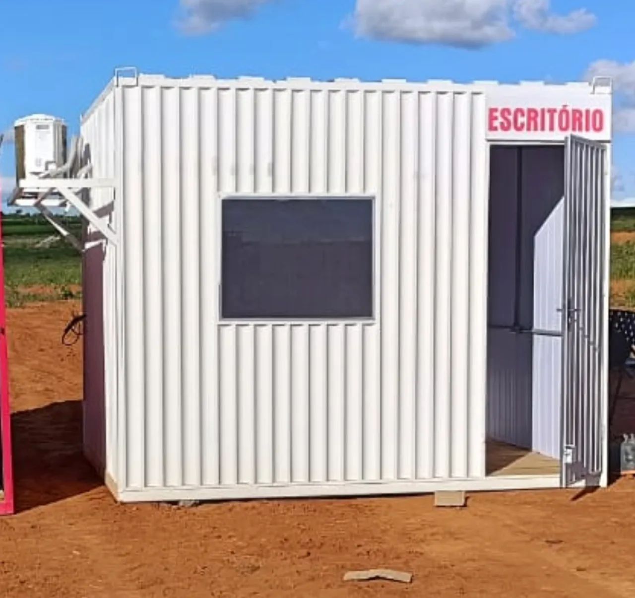 CONTAINER ESCRITÓRIO COM AR CONDICIONADO