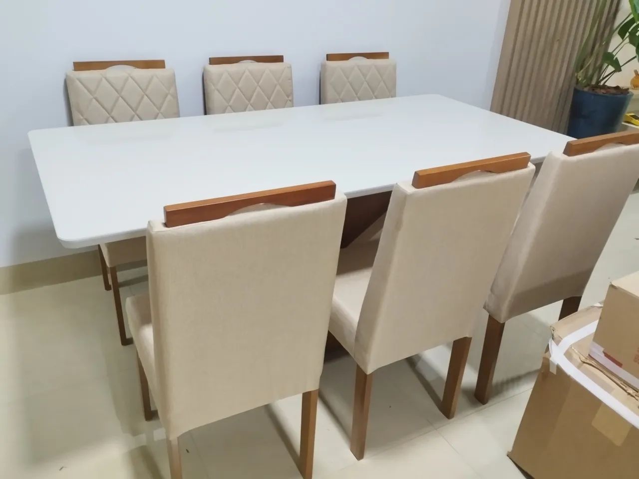 Mesa madeira de Jantar de Vidro laqueado com 6 Cadeiras - Foto 3