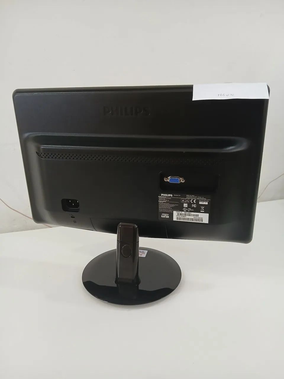 Monitor Philips 16" polegadas/ LED/ impecável/ com cabos e garantia  - Foto 2