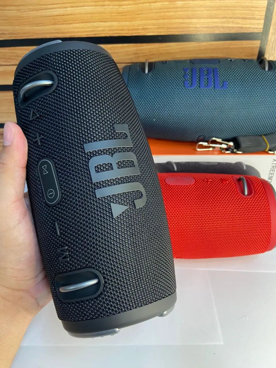 Caixa de Som Bluetooth JBL Xtreem3 varias cores d1